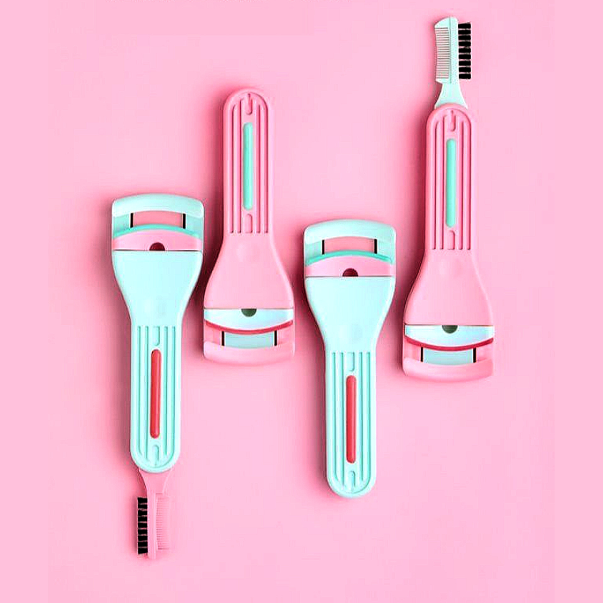 فرمژه برس دار باربی Barbie Eyelash curler with comb